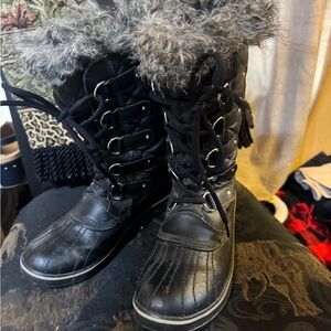 Sorel Black Faux Fur Winter Boots